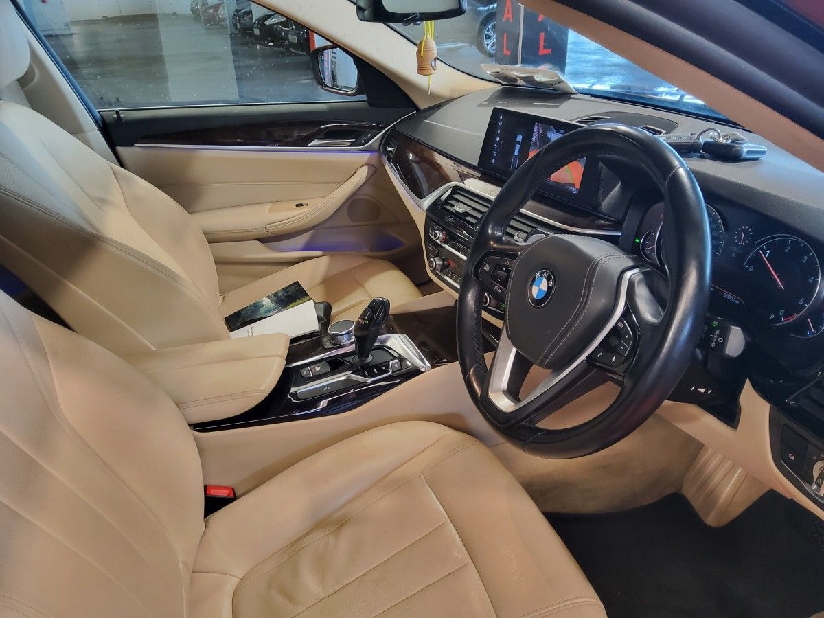 BMW 5 Series 520d xDrive SE Auto