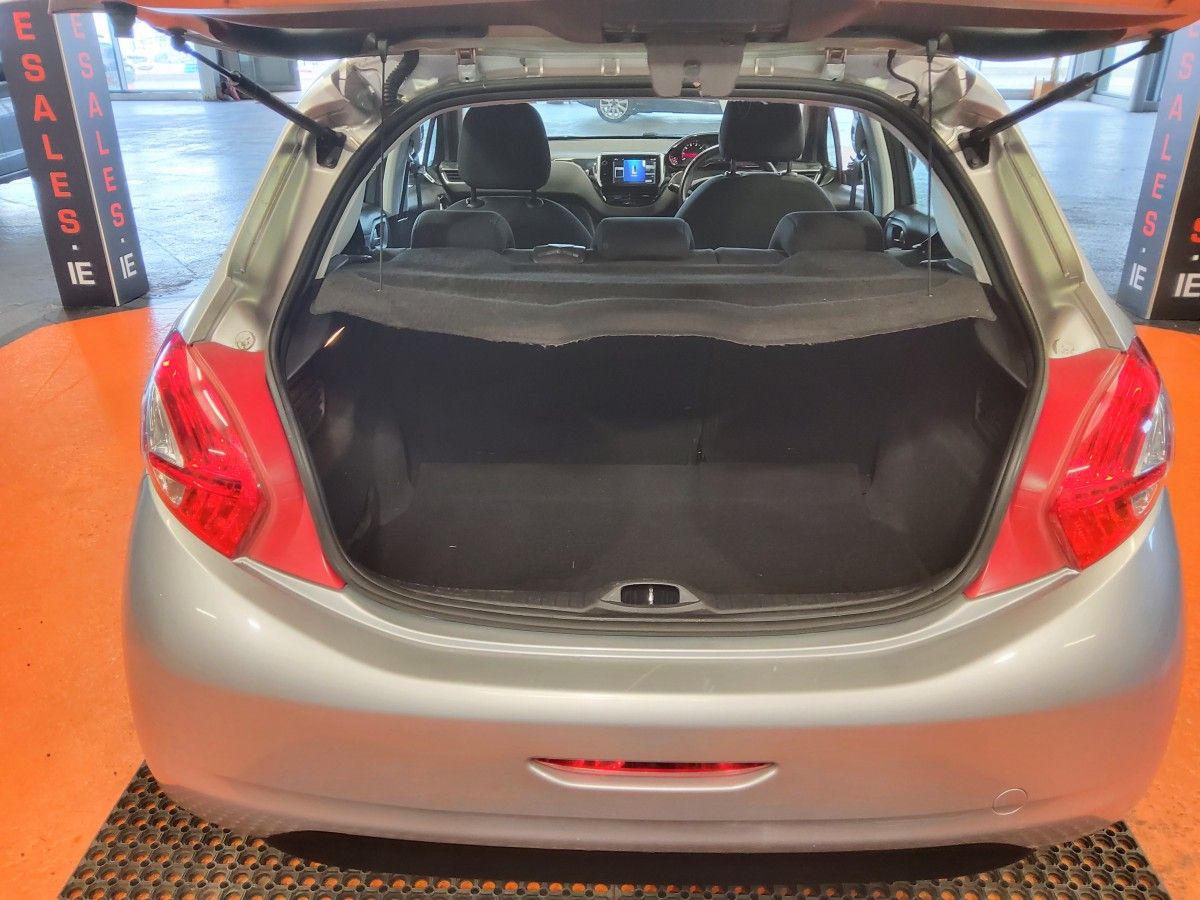 Peugeot 208 1.0 VTI 68 bhp Active