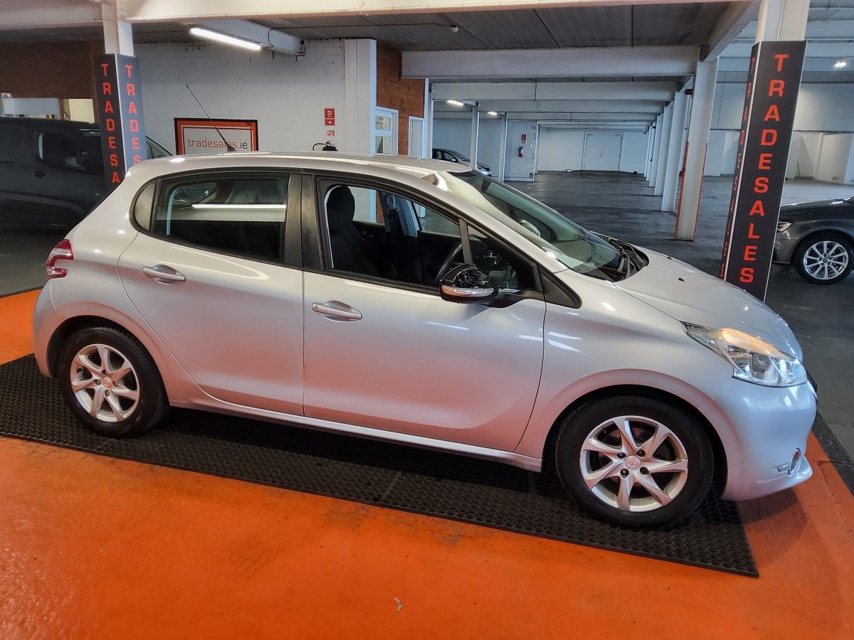 Peugeot 208 1.0 VTI 68 bhp Active