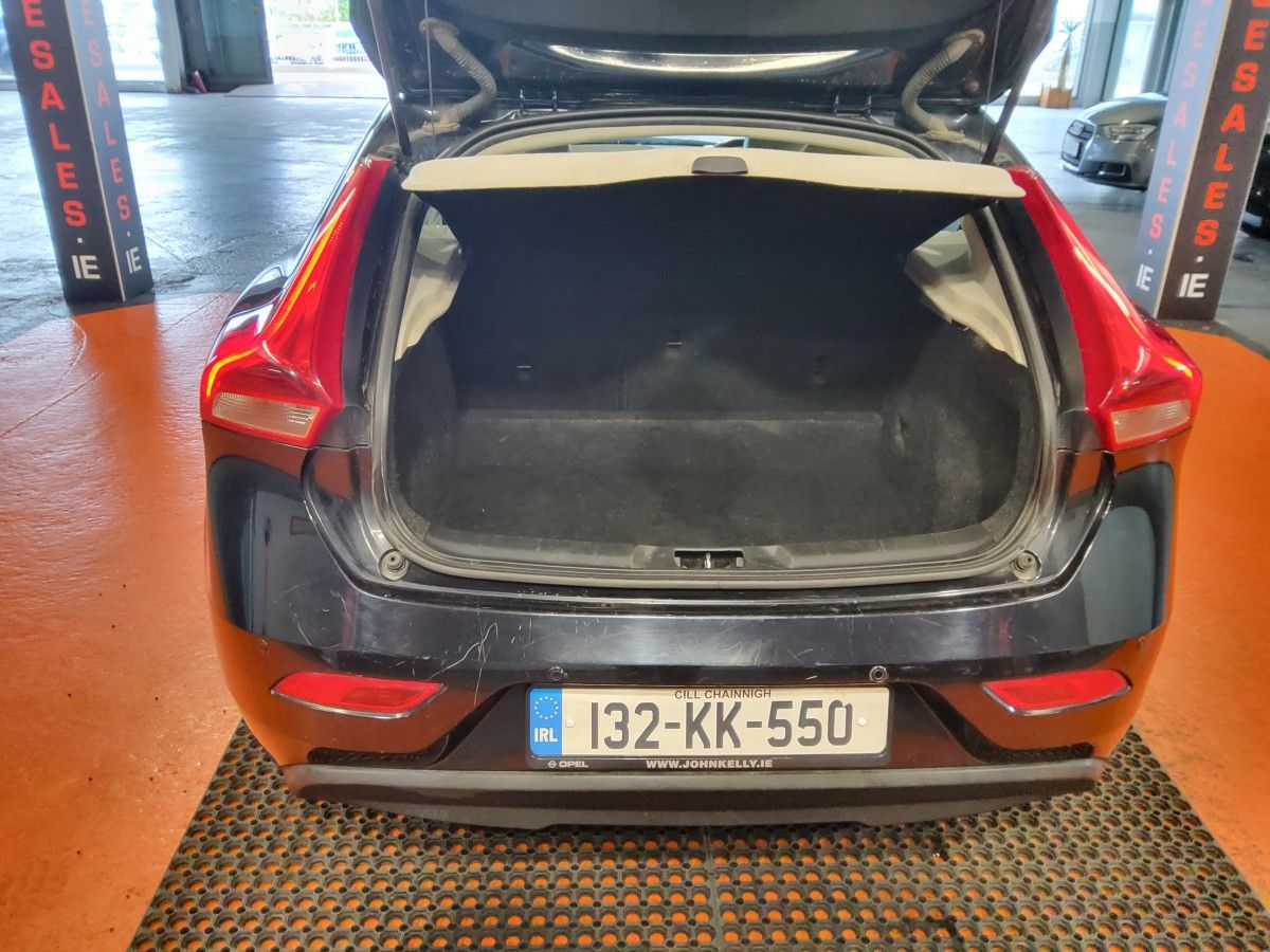 Volvo V40 1.6 D2 DRIVE S/S ES