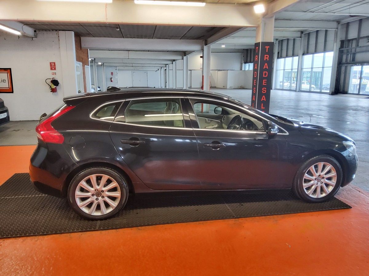 Volvo V40 1.6 D2 DRIVE S/S ES