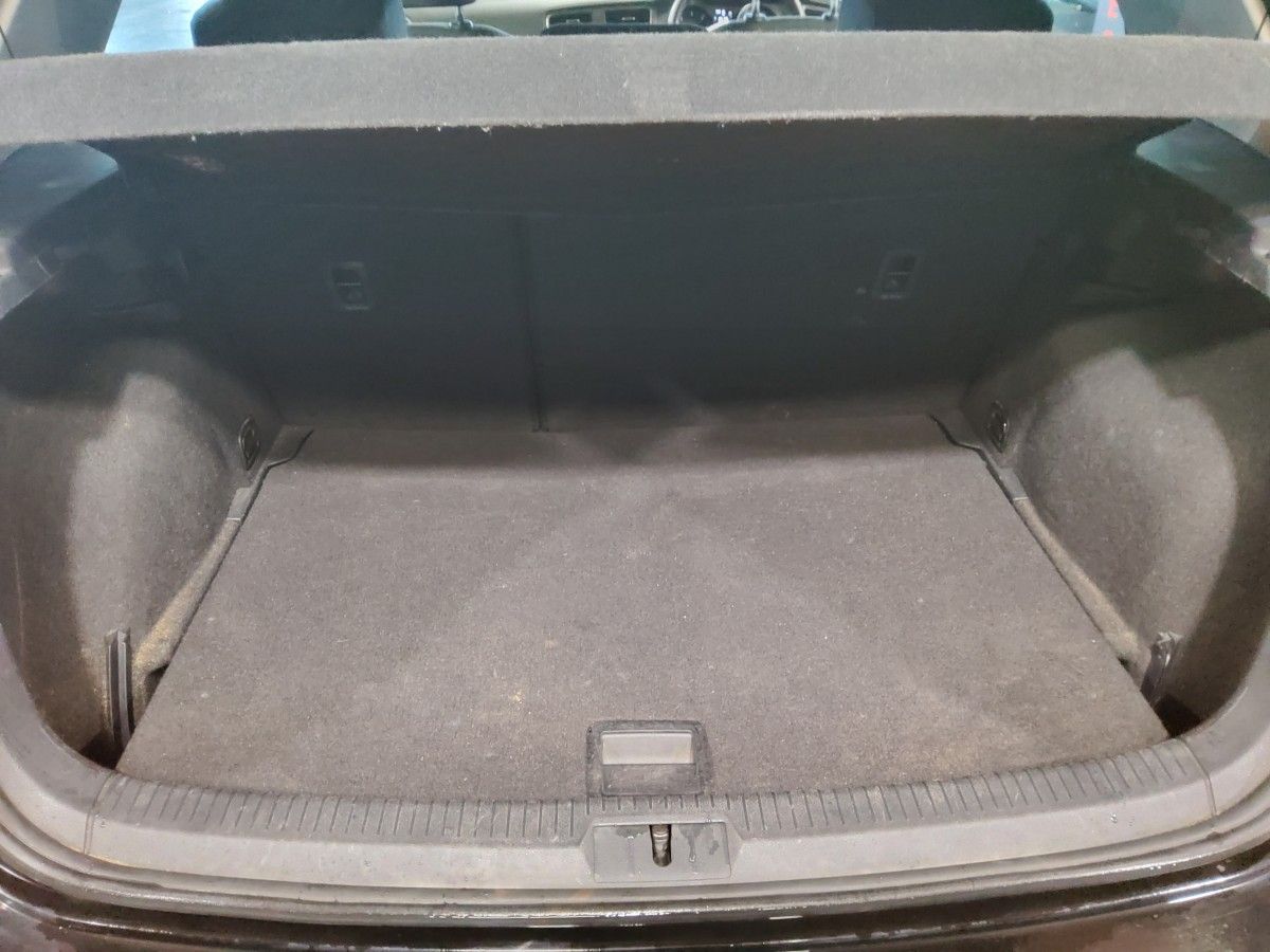 Volkswagen Golf 1.6 TDI 110HP BLUEMOTION