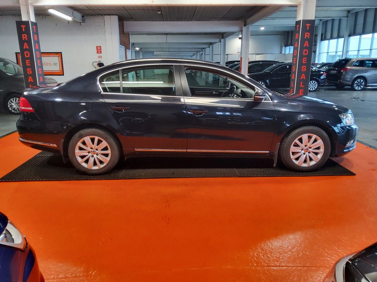 Volkswagen Passat 1.6 TDI COMFORTLINE