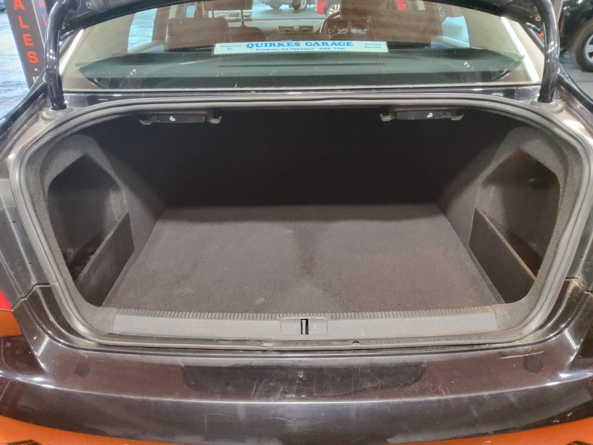 Volkswagen Passat 1.6 TDI COMFORTLINE