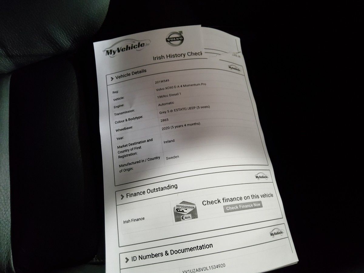 Volvo XC60 D4 (190hp) Momentum Pro Auto