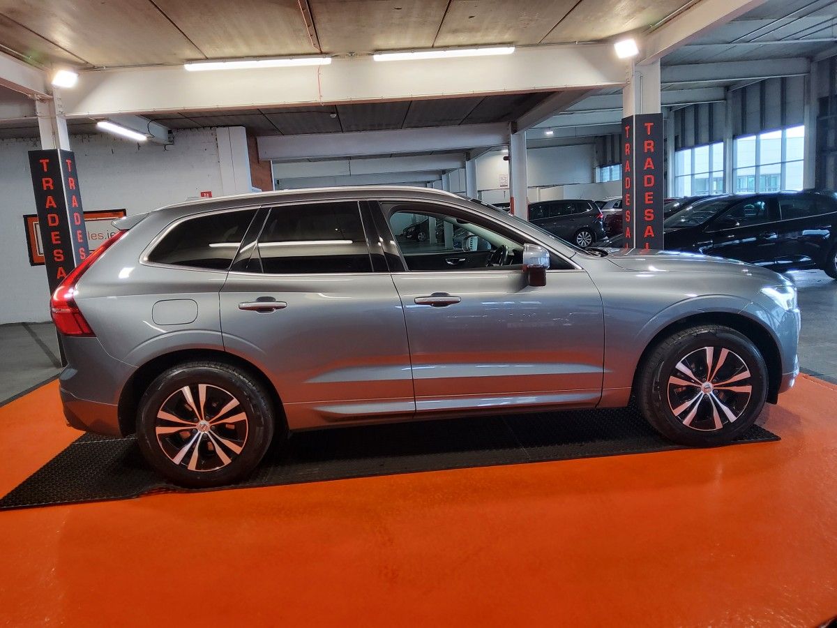 Volvo XC60 D4 (190hp) Momentum Pro Auto