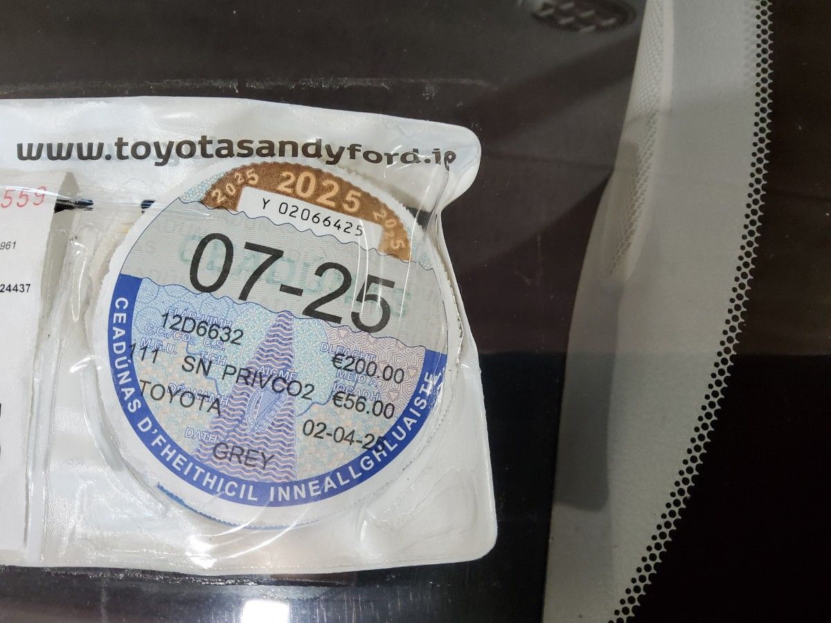 Toyota Yaris 1.0 VVT-i 3Dr Luna