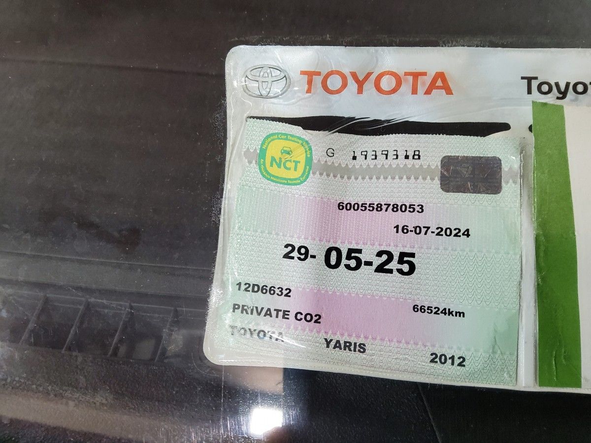 Toyota Yaris 1.0 VVT-i 3Dr Luna