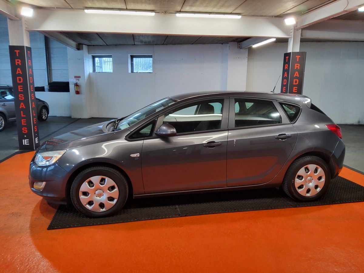 Opel Astra 1.4 16V 100PS S