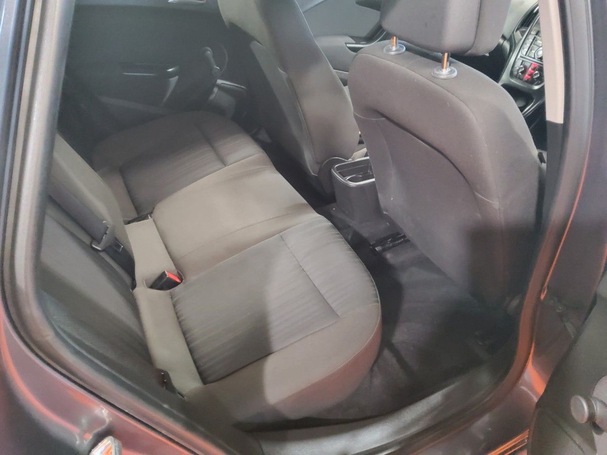 Opel Astra 1.4 16V 100PS S