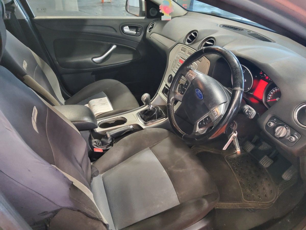 Ford Mondeo 2.0TDCi 140PS Zetec