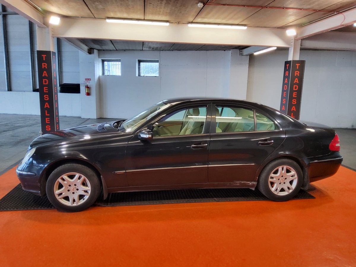 Mercedes-Benz E-Class 200 K Classic A/T