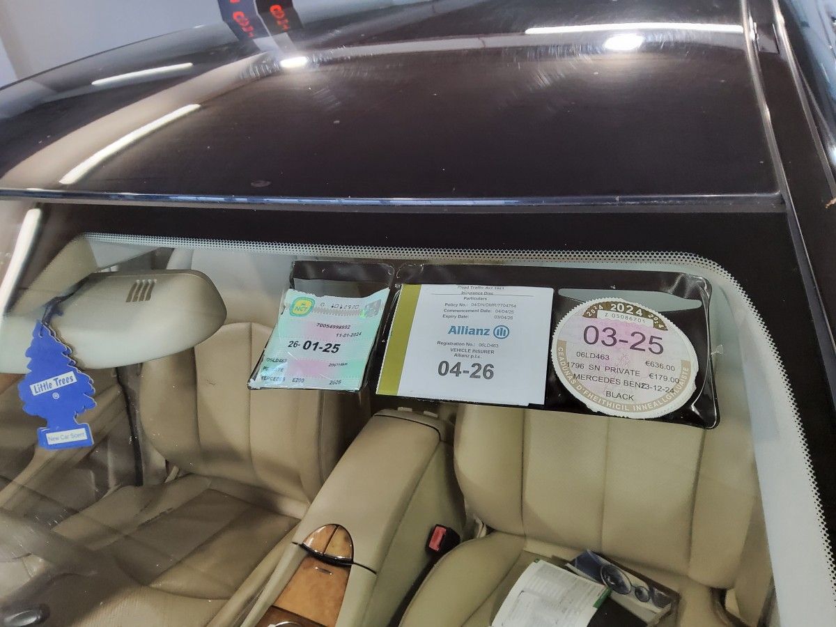 Mercedes-Benz E-Class 200 K Classic A/T