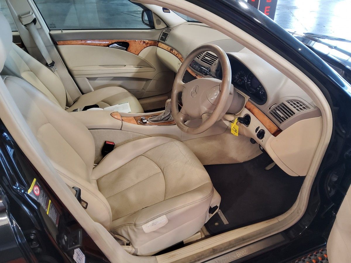 Mercedes-Benz E-Class 200 K Classic A/T