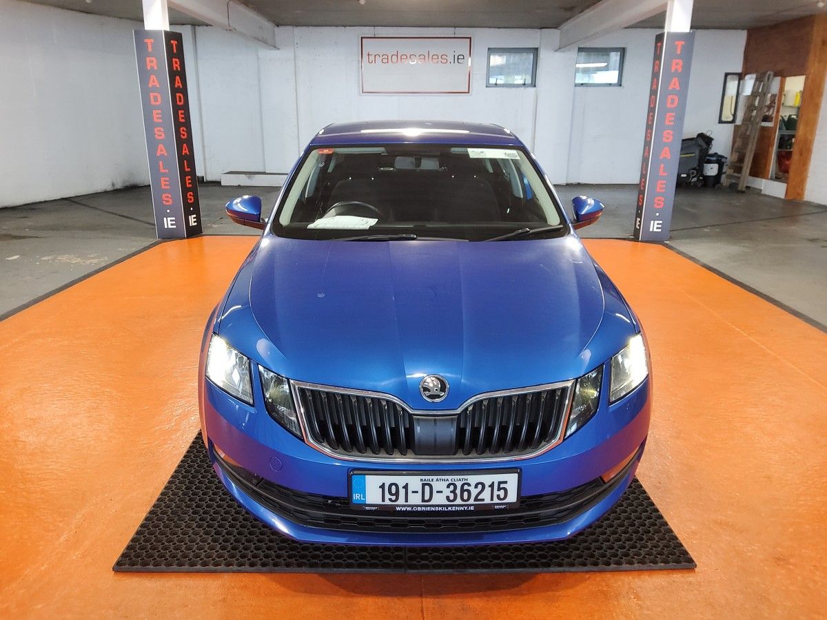 Skoda Octavia AMBITION 1.6TDI 115HP DSG