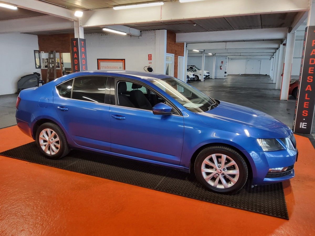 Skoda Octavia AMBITION 1.6TDI 115HP DSG