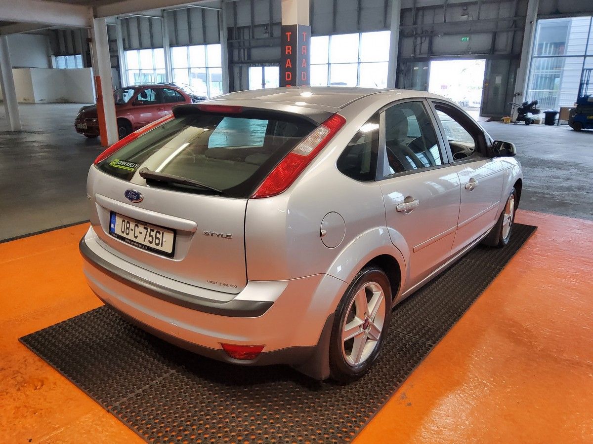 Ford Focus 1.4i Style