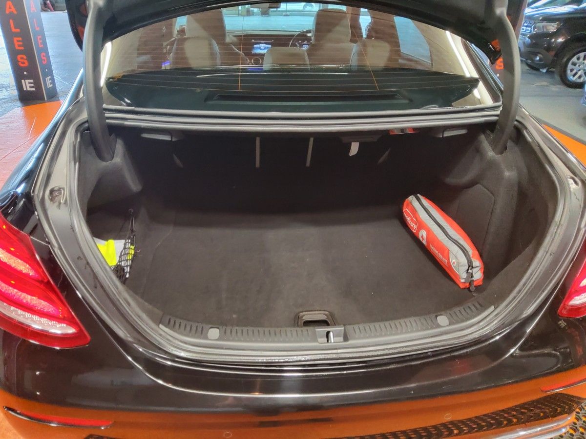 Mercedes-Benz E-Class E 200 D AVANTGARDE A/T