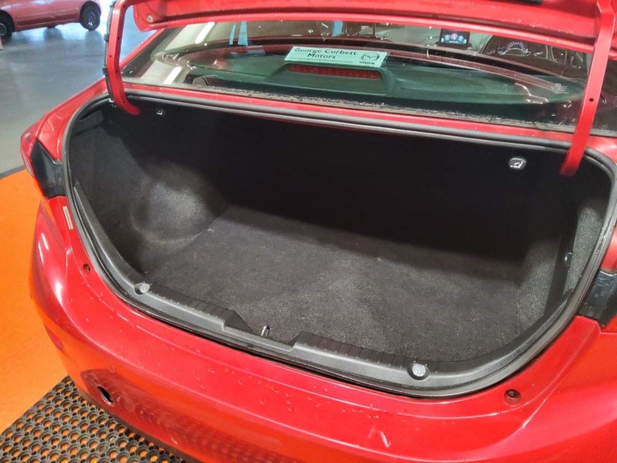 Mazda 3 2.2D (150 hp) Executive SE 6MT
