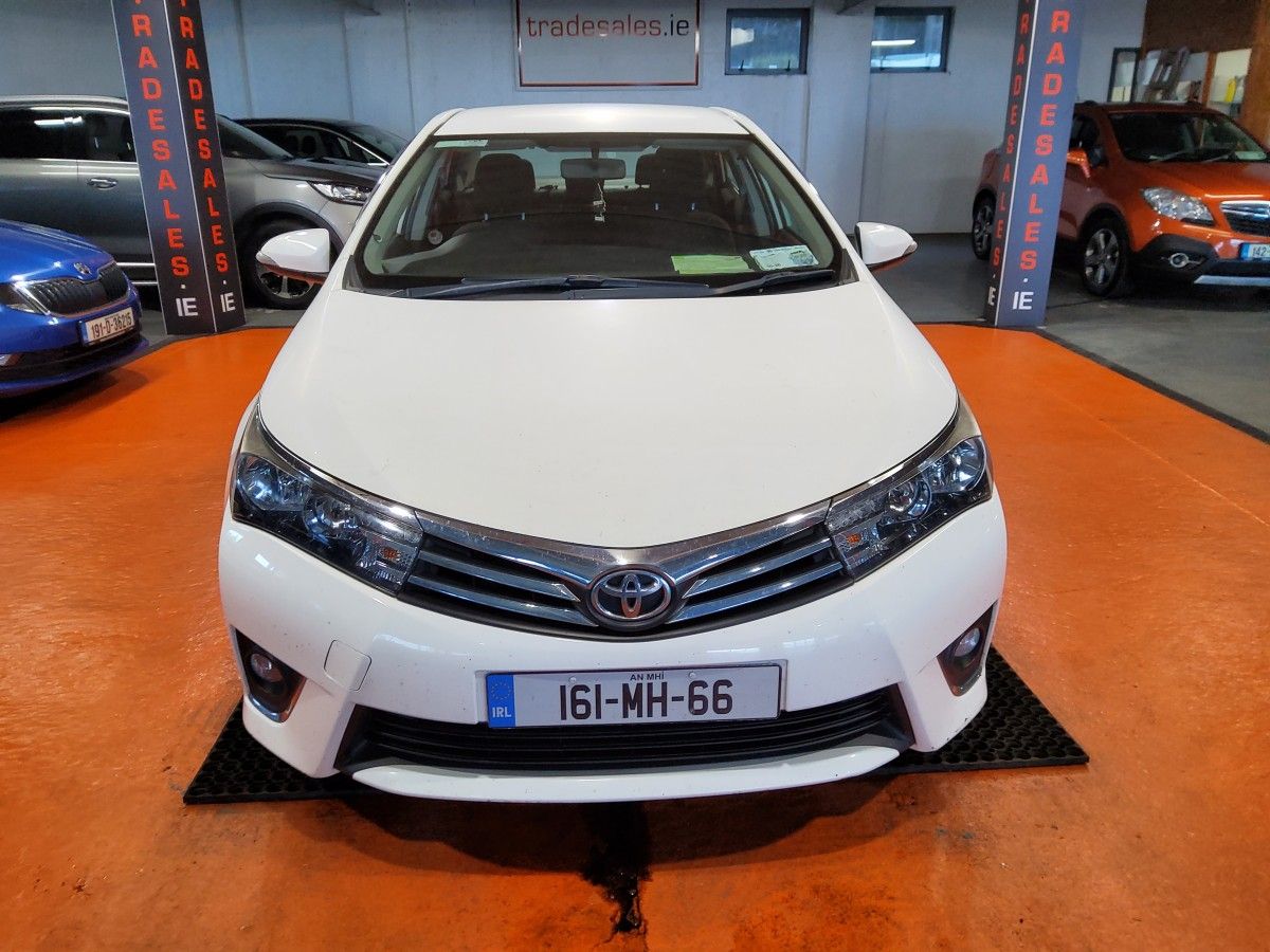 Toyota Corolla D-4D 90 (1.4) Luna