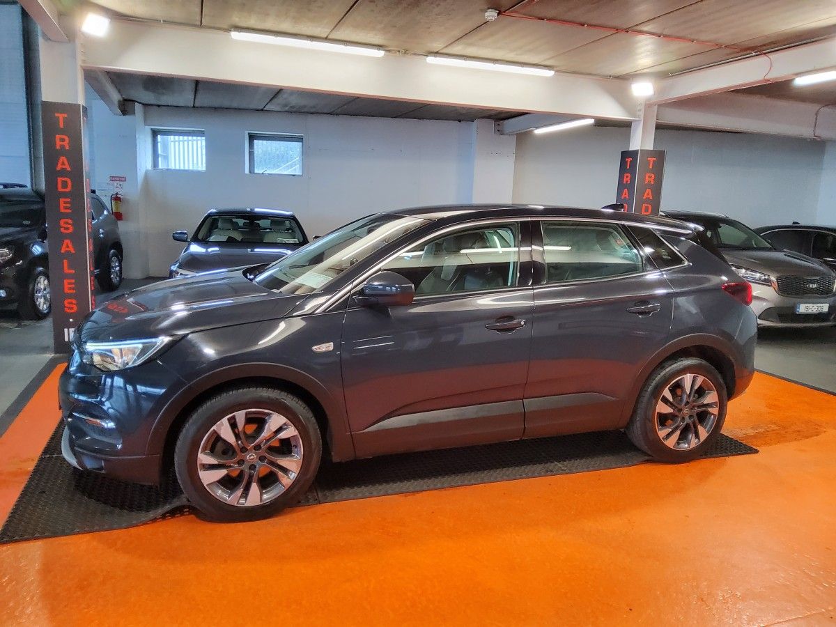 Opel GRANDLAND X SRi 1.5 Turbo D 130PS 6 Speed