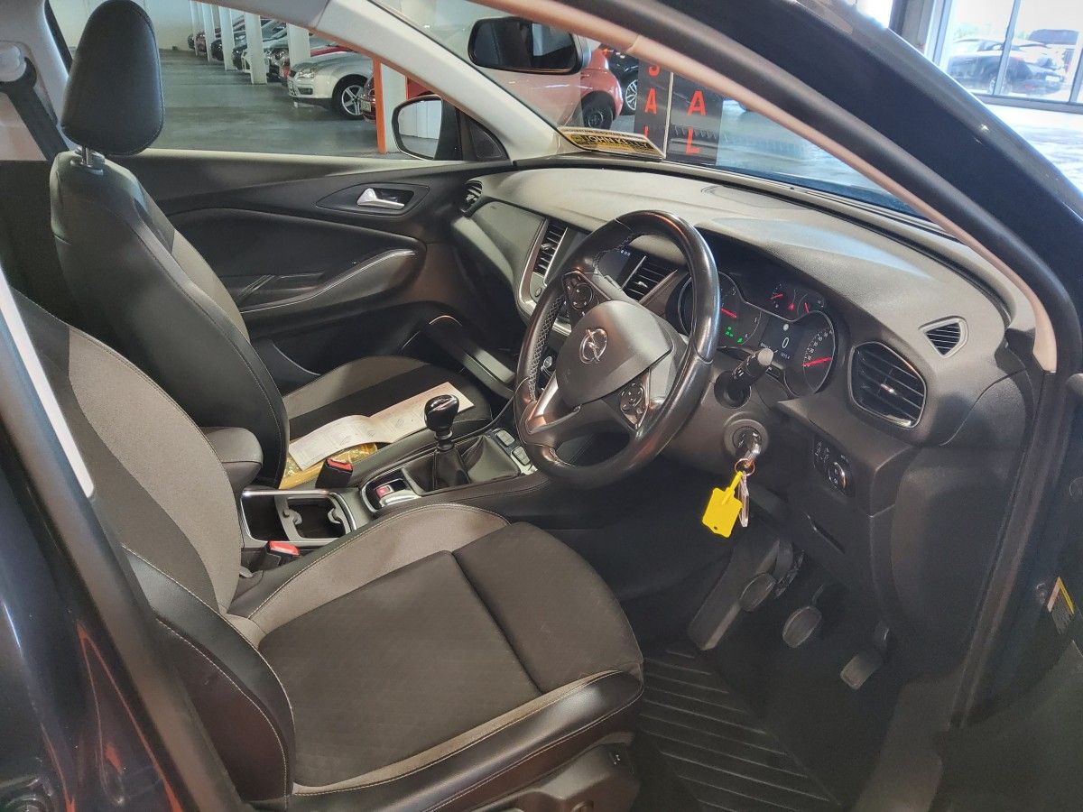 Opel GRANDLAND X SRi 1.5 Turbo D 130PS 6 Speed