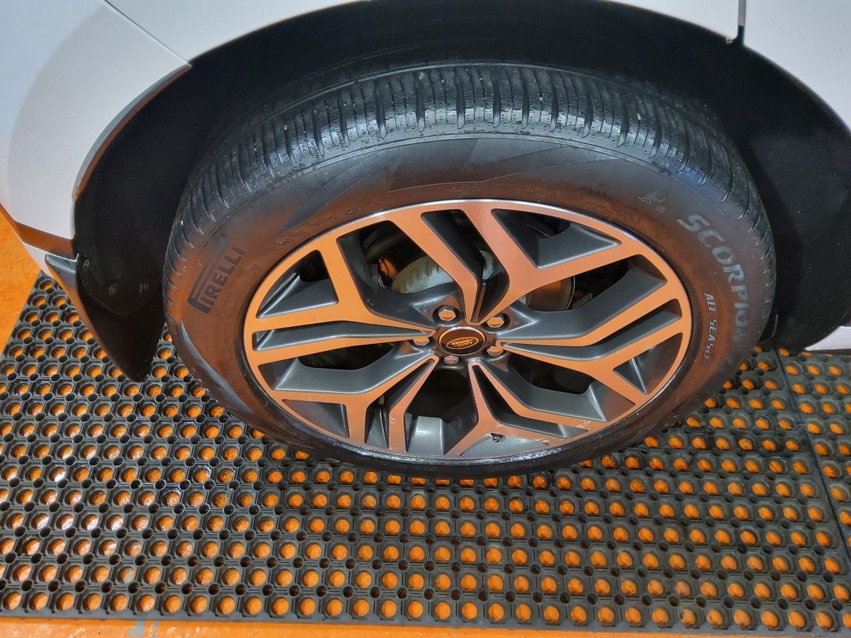 Land Rover Range Rover Evoque 2.0D FWD