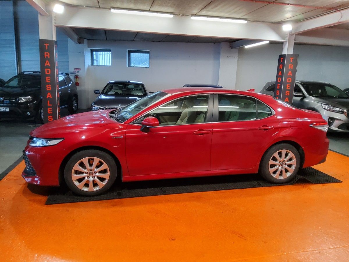 Toyota Camry 2.5 Camry Hybrid Sol