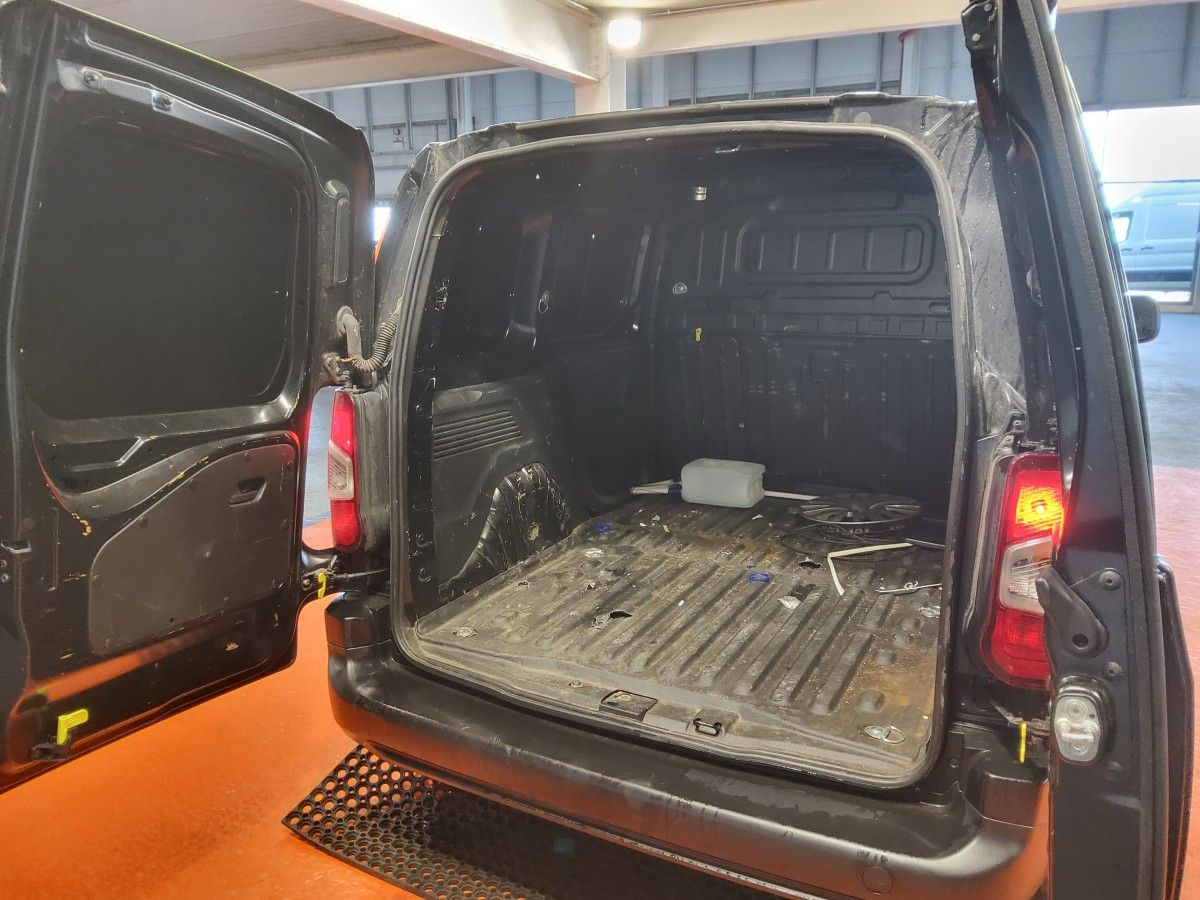 Citroen Berlingo BERLINGO LX BLUEHDI 75 650 KG M