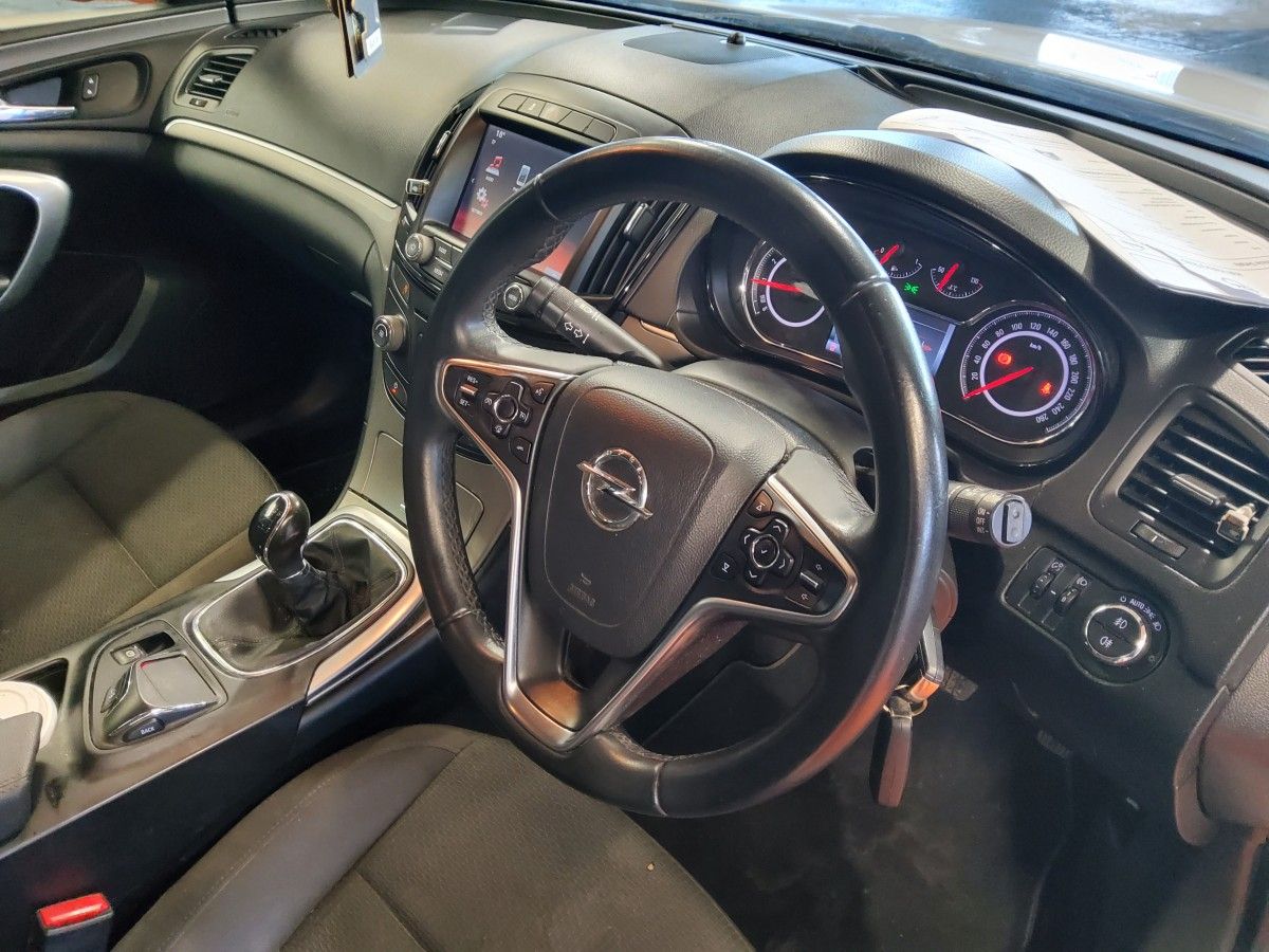 Opel Insignia 2.0CDTI 140PS SC