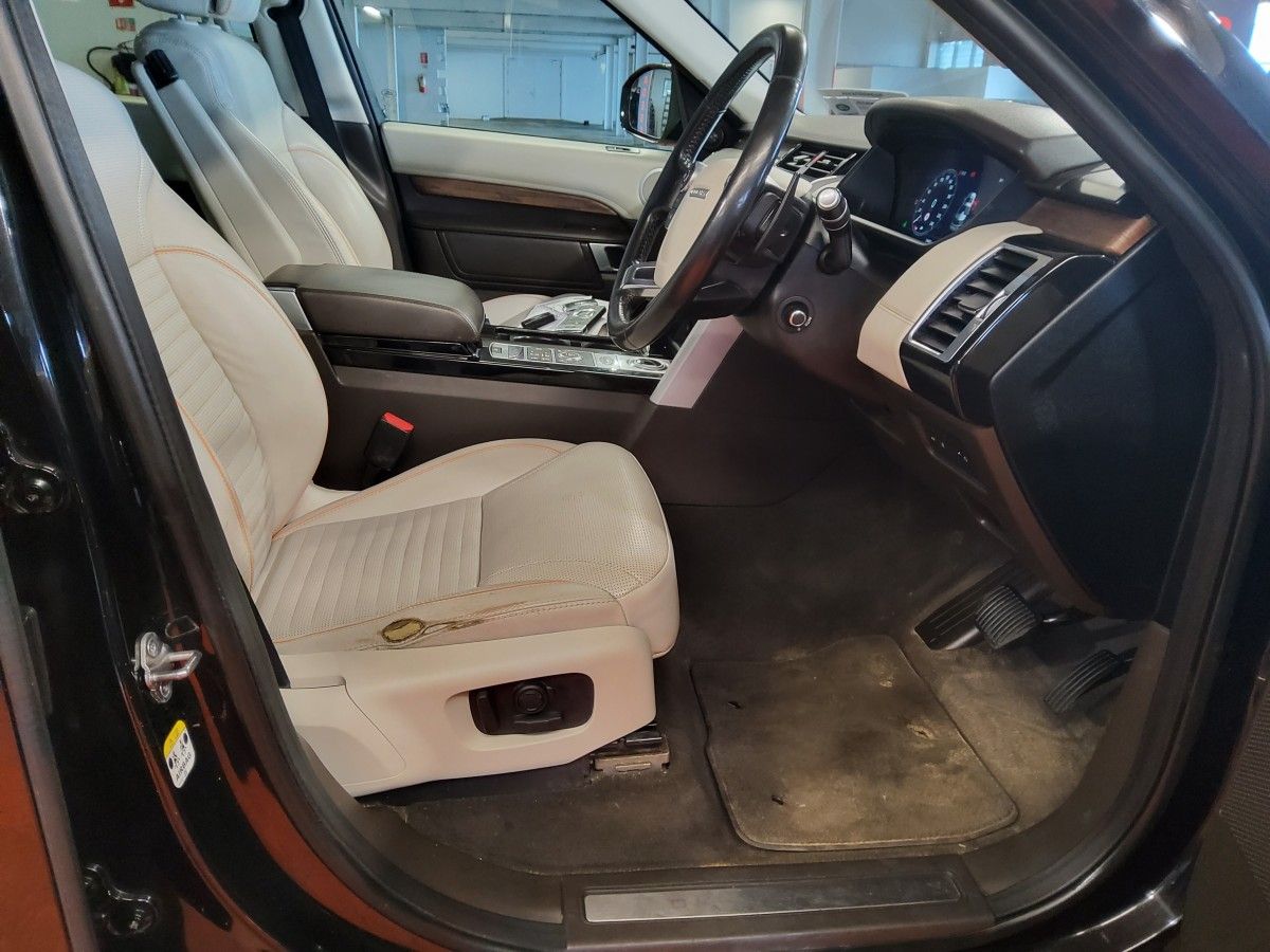 Land Rover Discovery 3.0D TD6 258 PS 4WD Auto HSE Lux 7 Seat