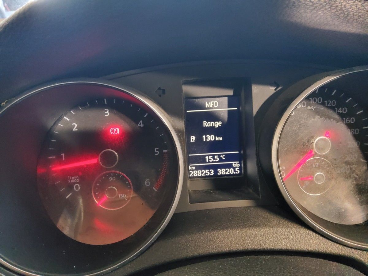Volkswagen Golf 1.6 TDI 105BHP EDITION-R