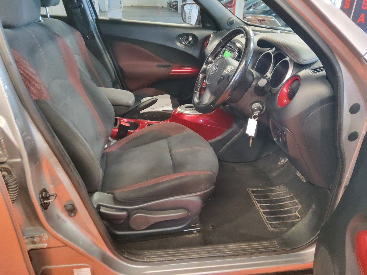 Nissan Juke 1.6 SV CVT
