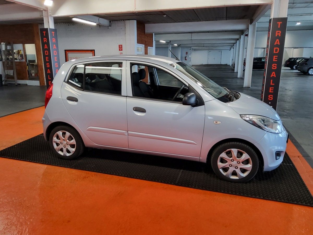 Hyundai i10 1.2 Deluxe Auto