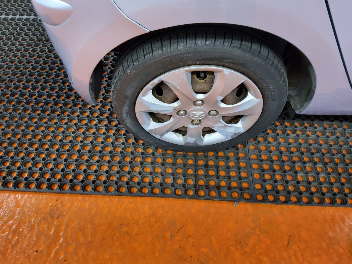 Hyundai i10 1.2 Deluxe Auto
