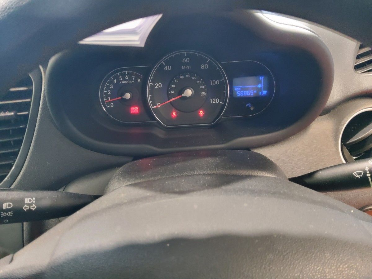Hyundai i10 1.2 Deluxe Auto