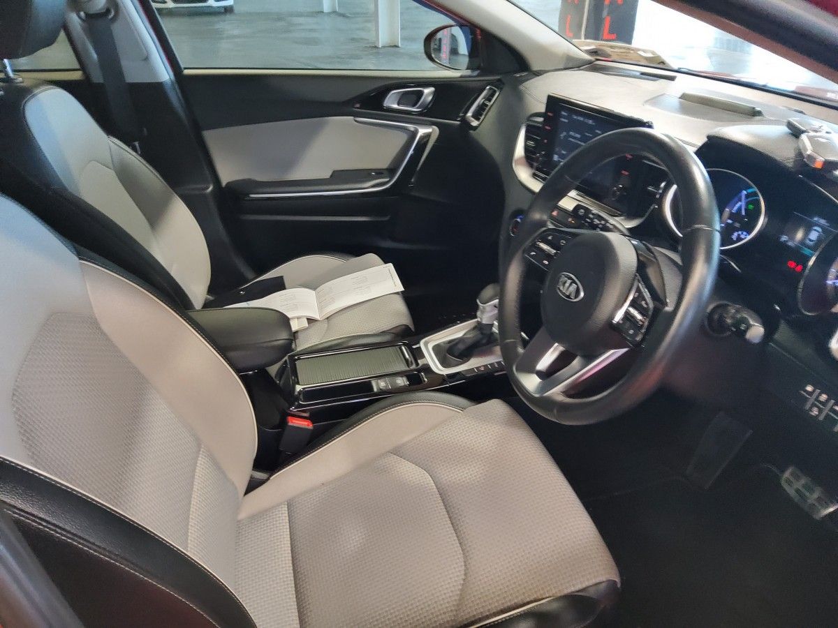 Kia Xceed 1.6 GDI PHEV Trailer