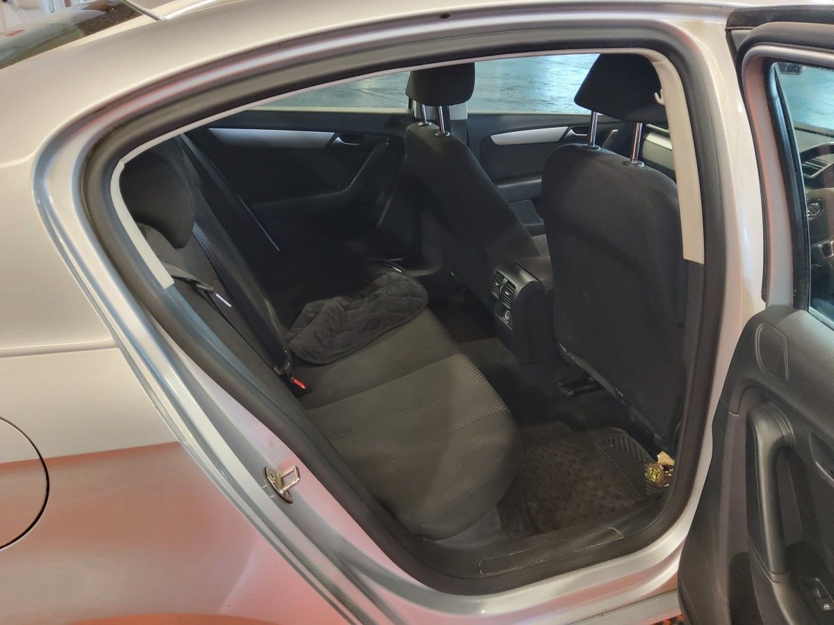 Volkswagen Passat 1.6 TDI BLUEMOTION