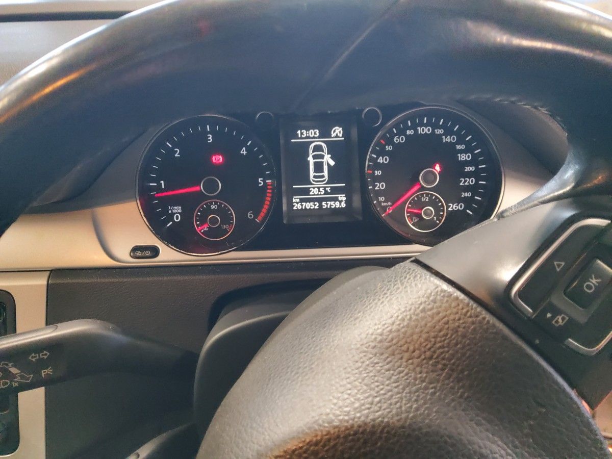 Volkswagen Passat 1.6 TDI BLUEMOTION
