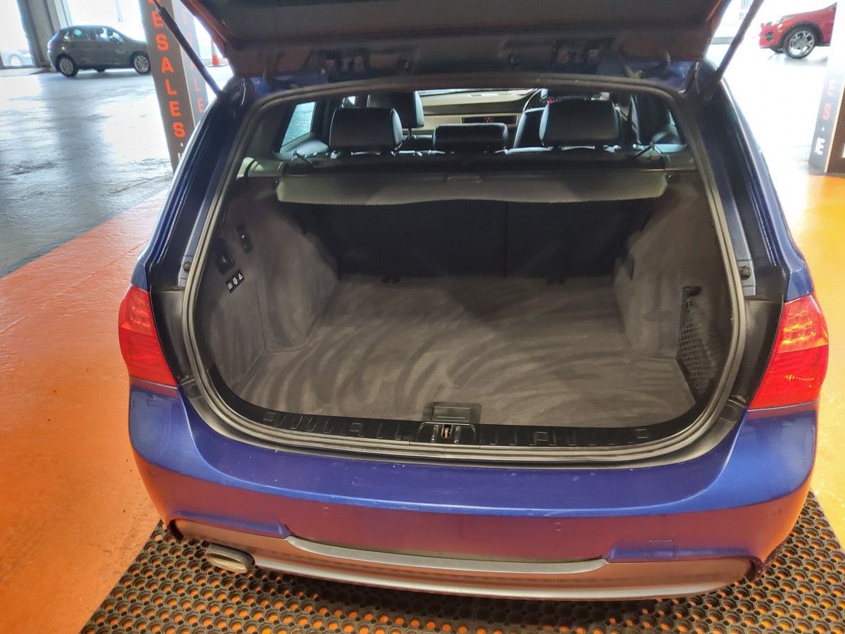 BMW 3 Series 318D SPORT