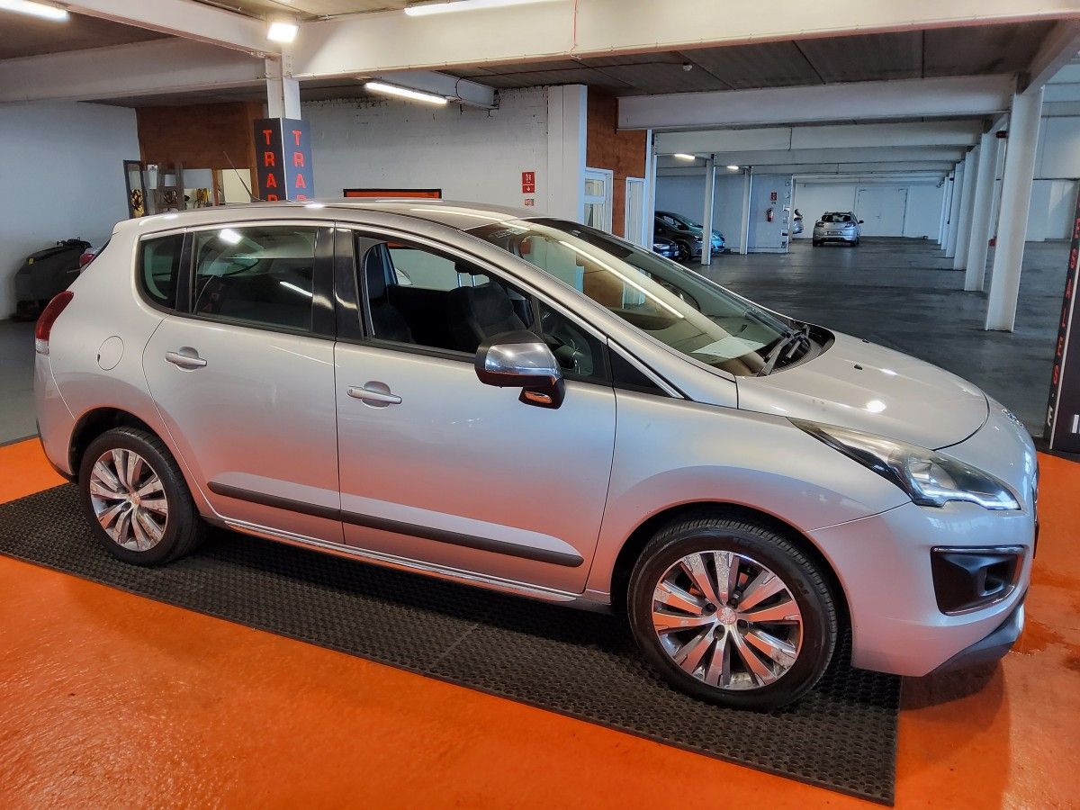 Peugeot 3008 1.6 Hdi 115 bhp Active