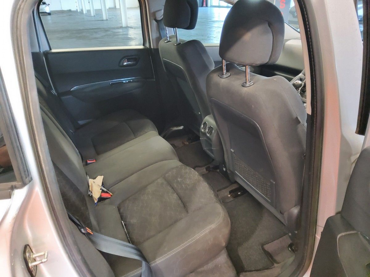 Peugeot 3008 1.6 Hdi 115 bhp Active