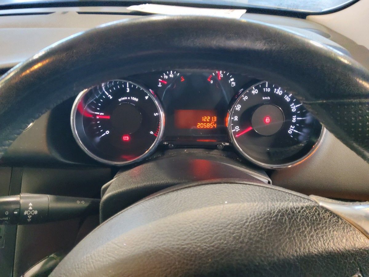 Peugeot 3008 1.6 Hdi 115 bhp Active