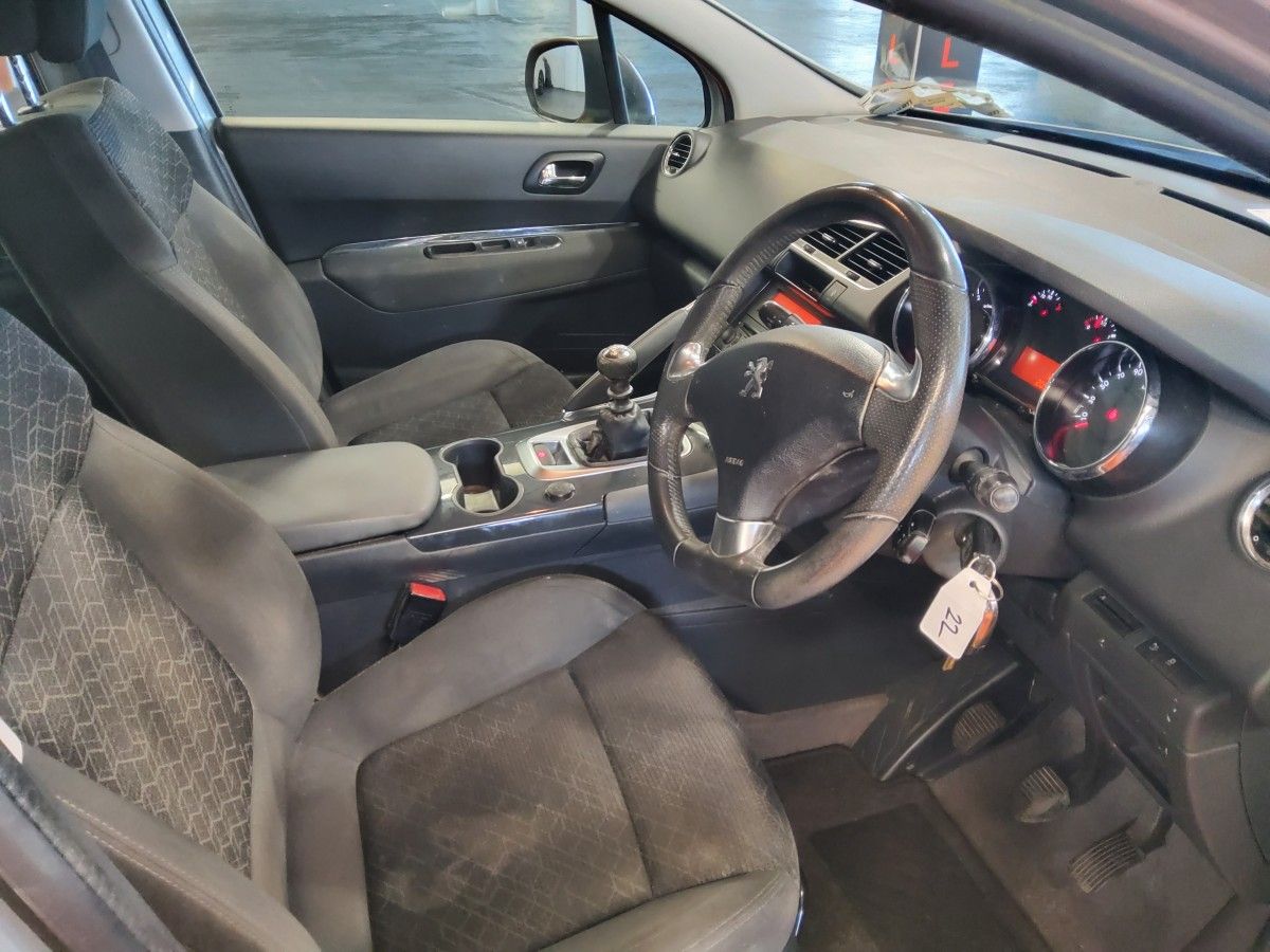 Peugeot 3008 1.6 Hdi 115 bhp Active