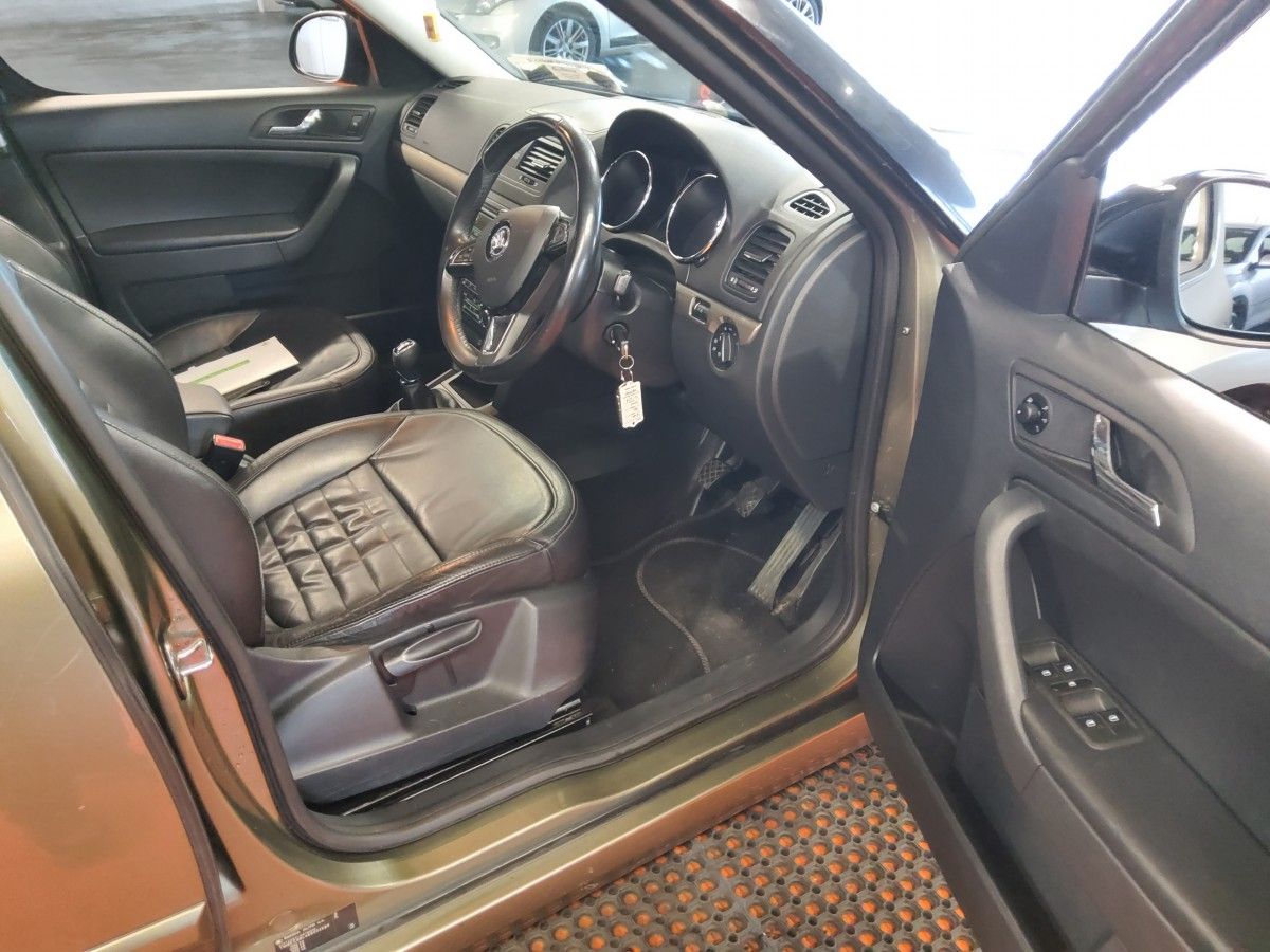 Skoda Yeti 2.0 TDI 110HP Elegance 2WD