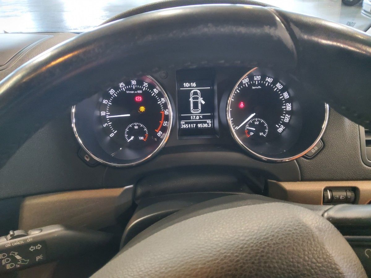 Skoda Yeti 2.0 TDI 110HP Elegance 2WD