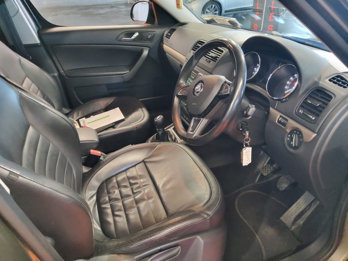 Skoda Yeti 2.0 TDI 110HP Elegance 2WD