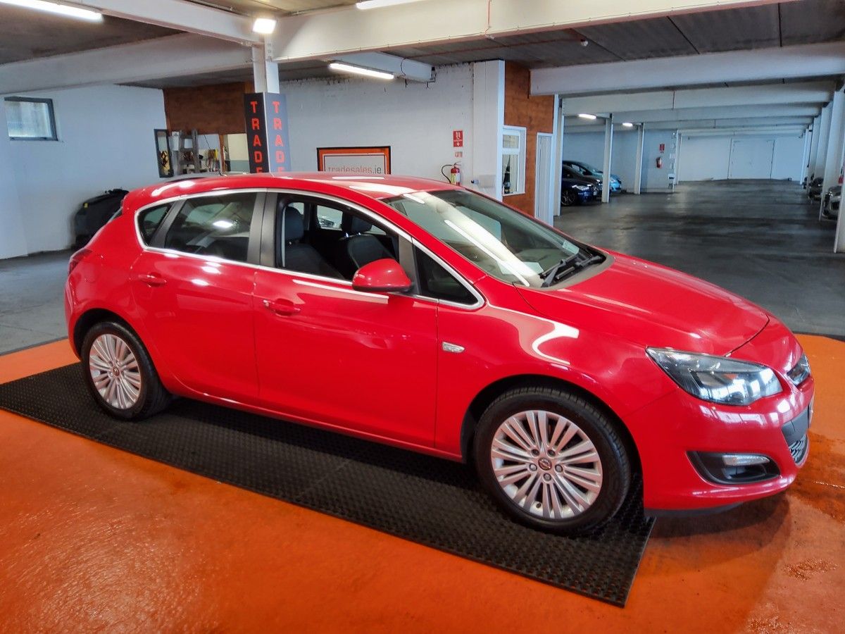 Opel Astra 1.6 CDTI 110PS Excite