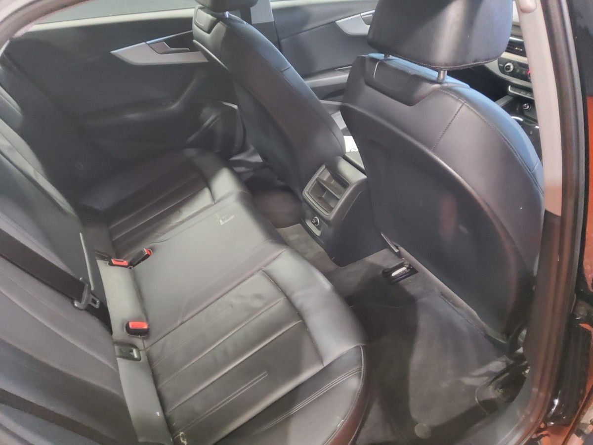 Audi A4 2.0TDI 150HP S tronic SE Ultra
