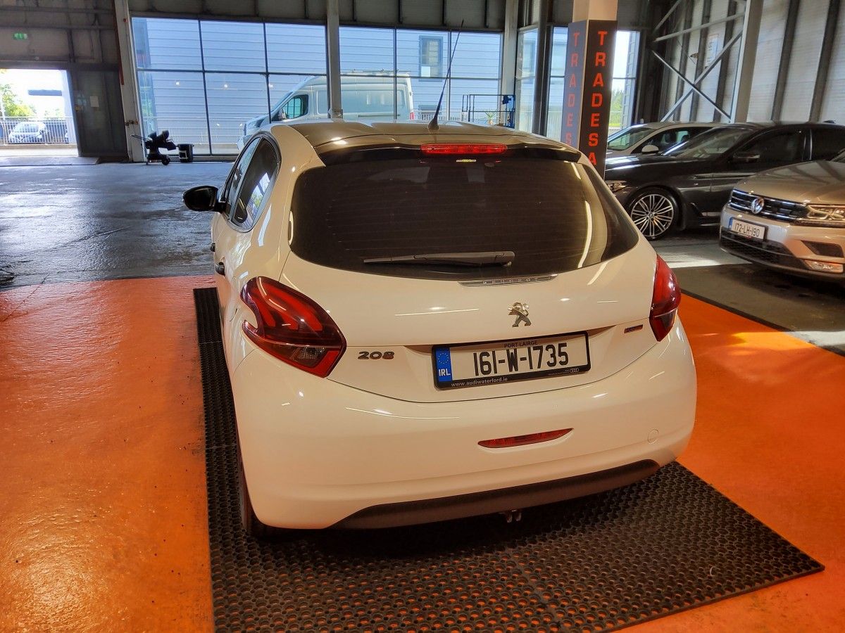 Peugeot 208 1.2 Puretech 82 bhp Access 5dr